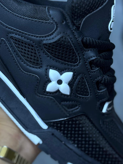 Louis Vuitton skate LV